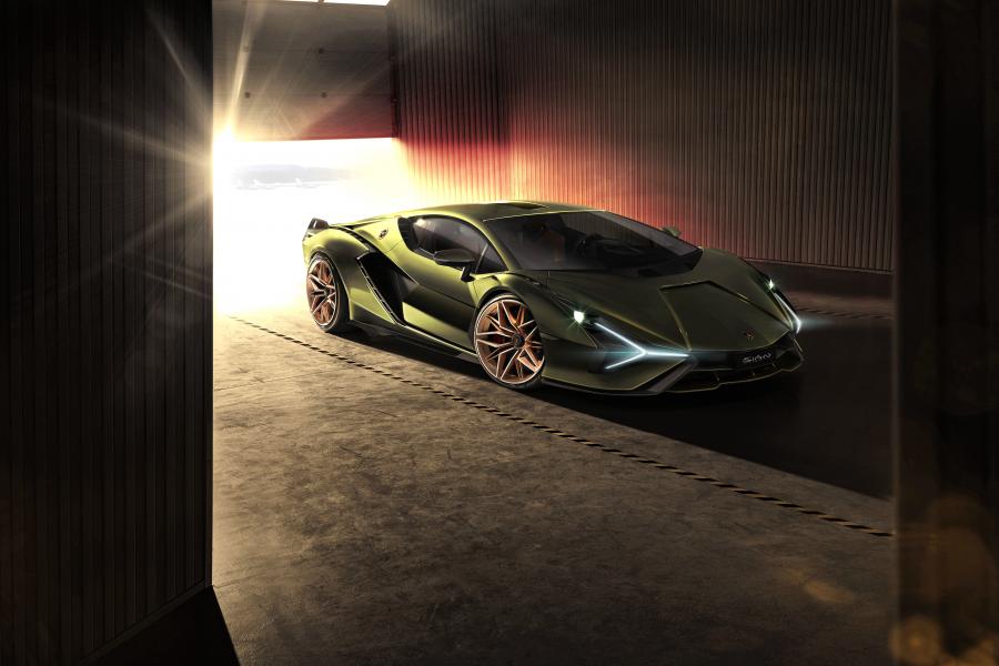  Lamborghini Sian 2019 года  (фото 16 из 18)